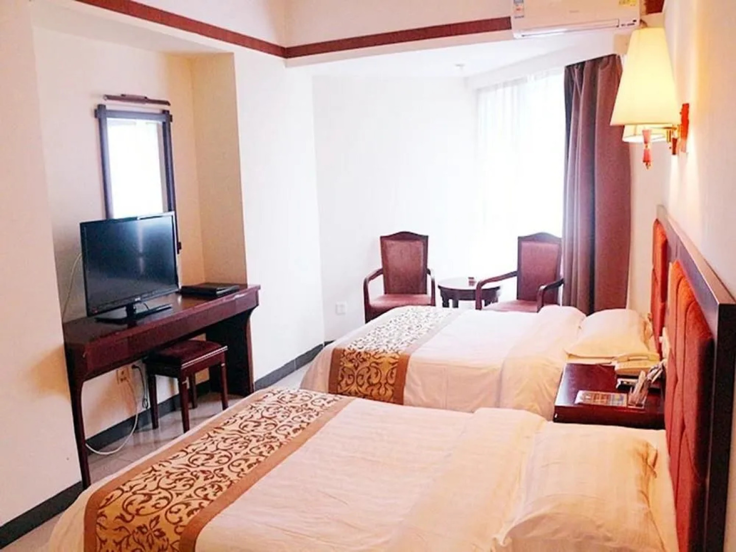 0898 Hot Spring Hotel Haikou