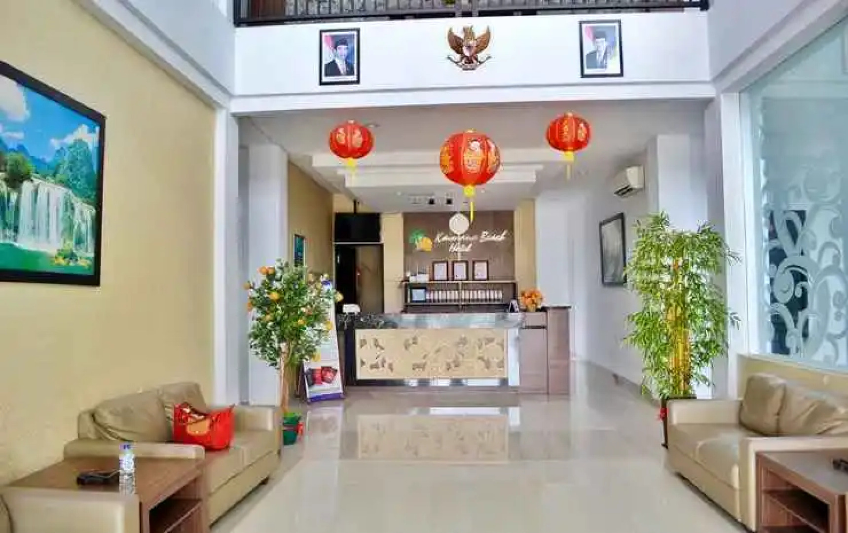 Kaimana Beach Hotel 2