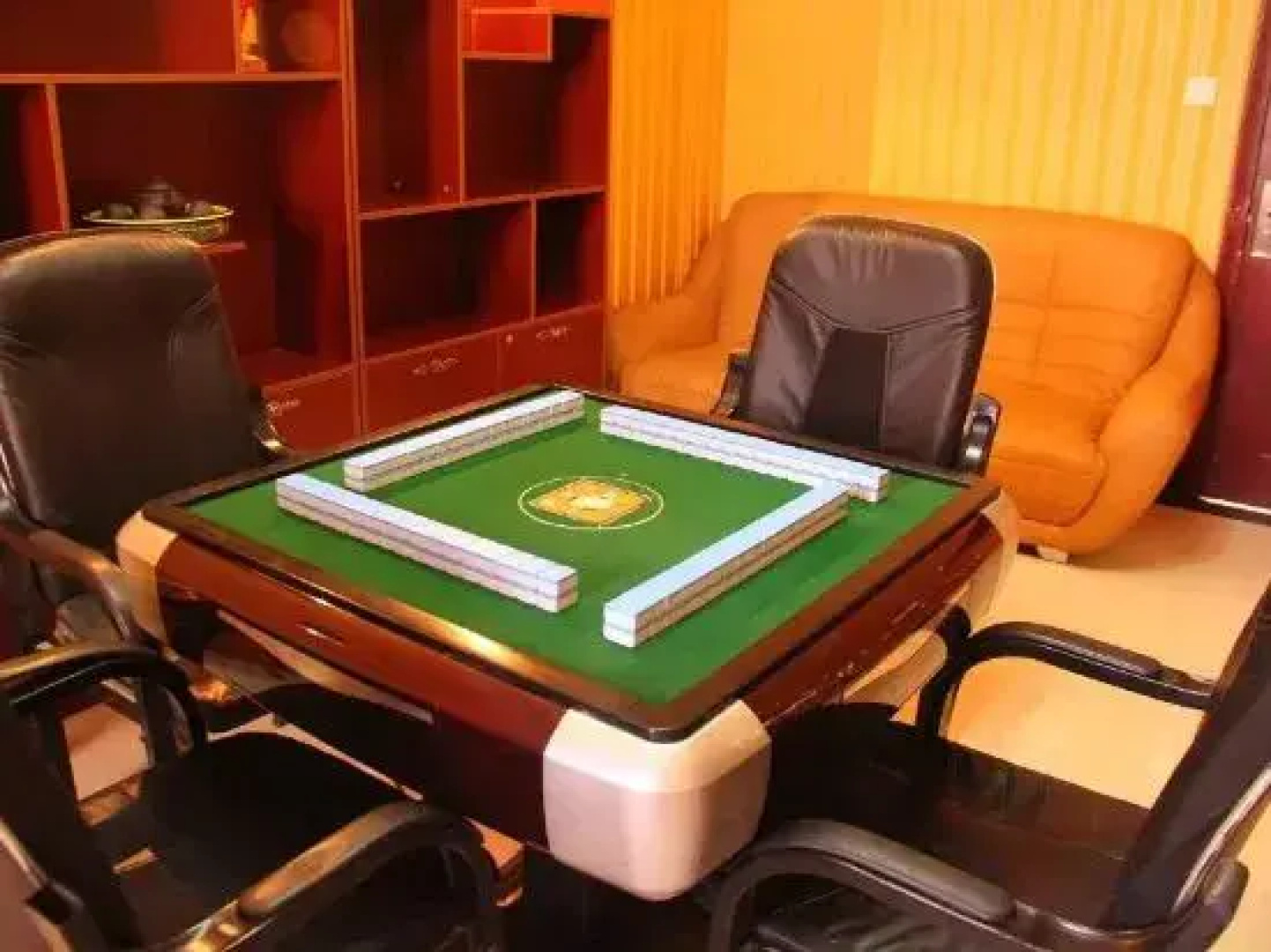 Dengfeng Business Hotel