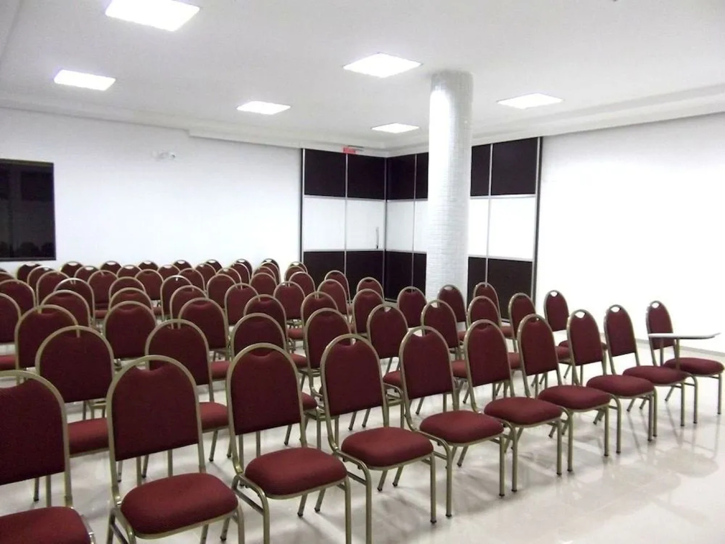 Hotel Maestro Villa Do Lago Toledo