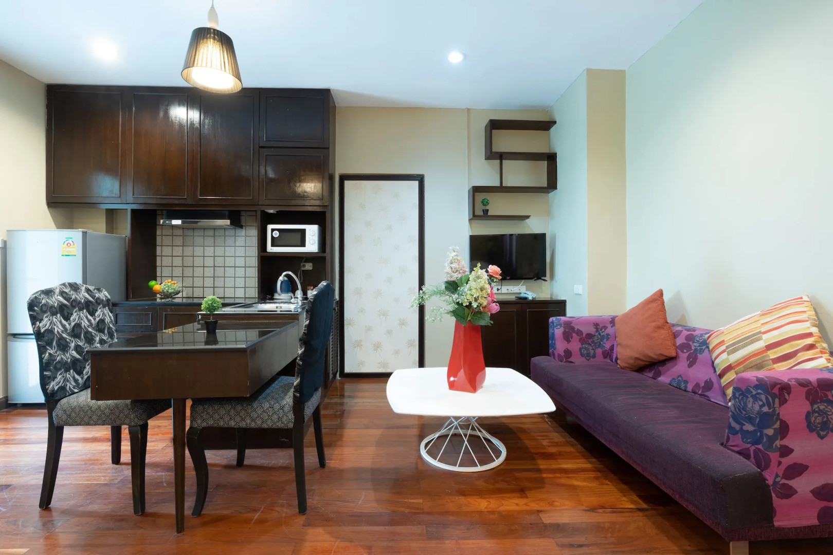 Greenview Ekkamai 10