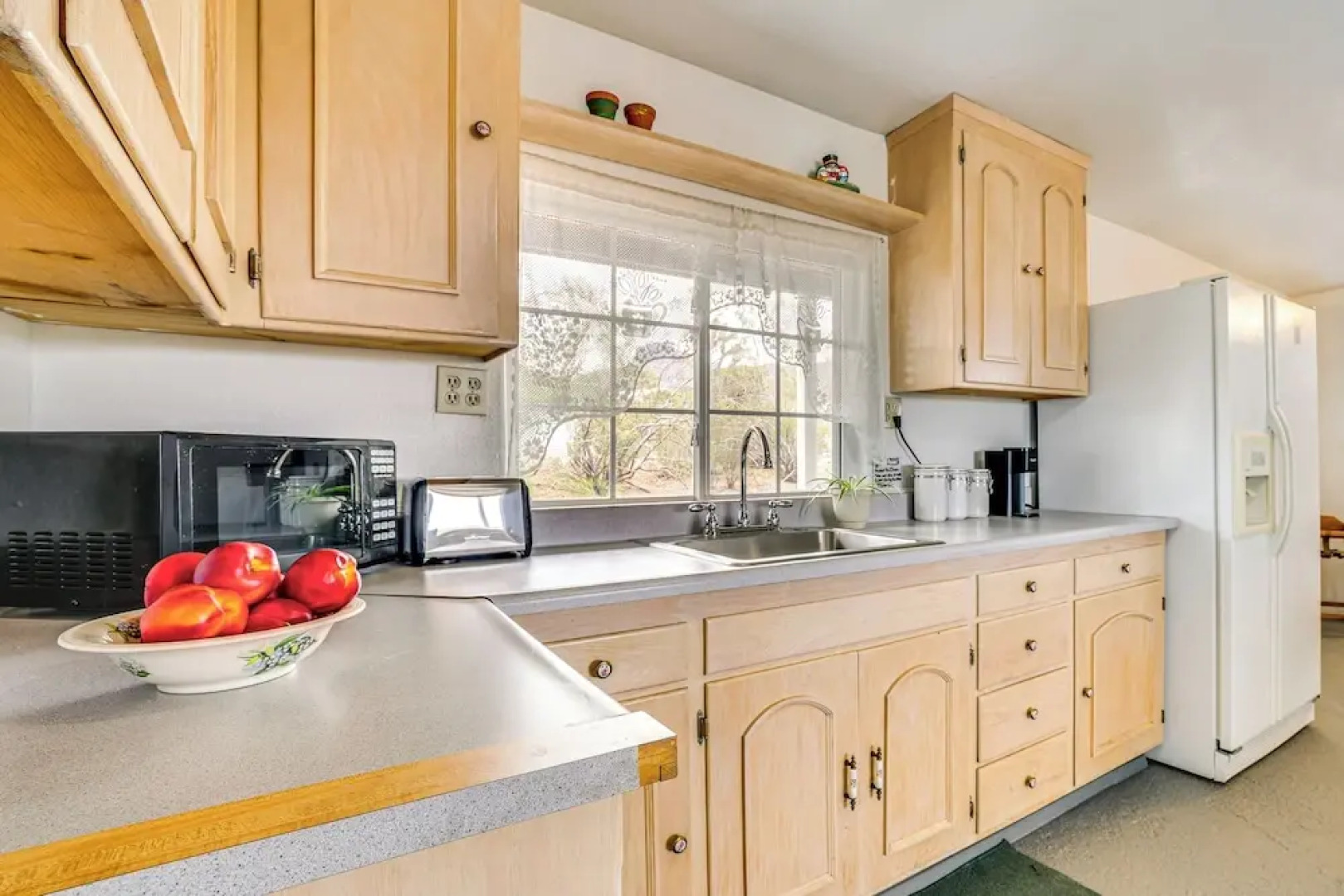 'gateway to the Grand Canyon' - Dolan Springs Gem!