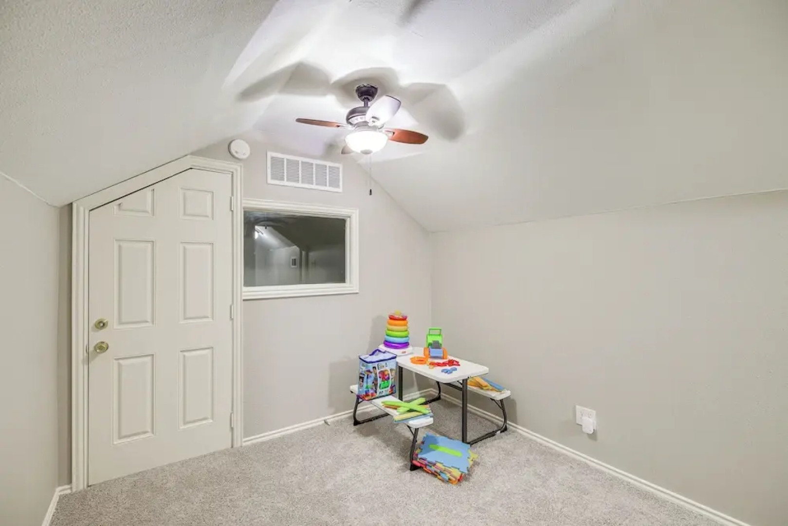 Expansive Home in Humble Near Lake Houston!