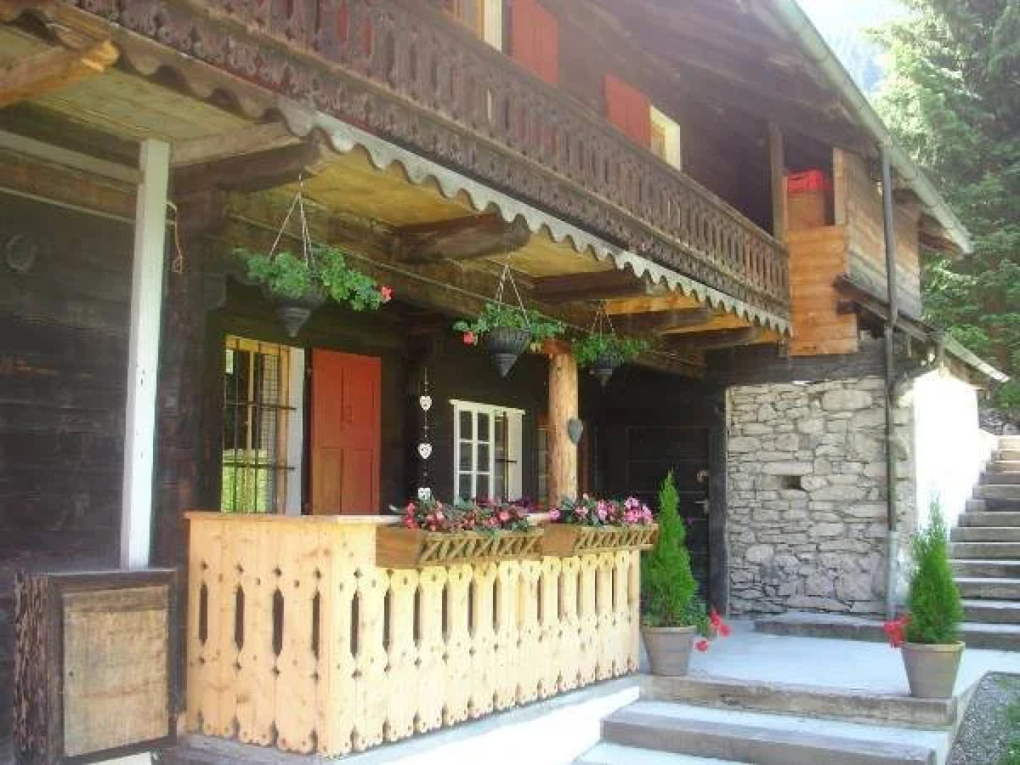 Chalet Cergnat Bed and Breakfast
