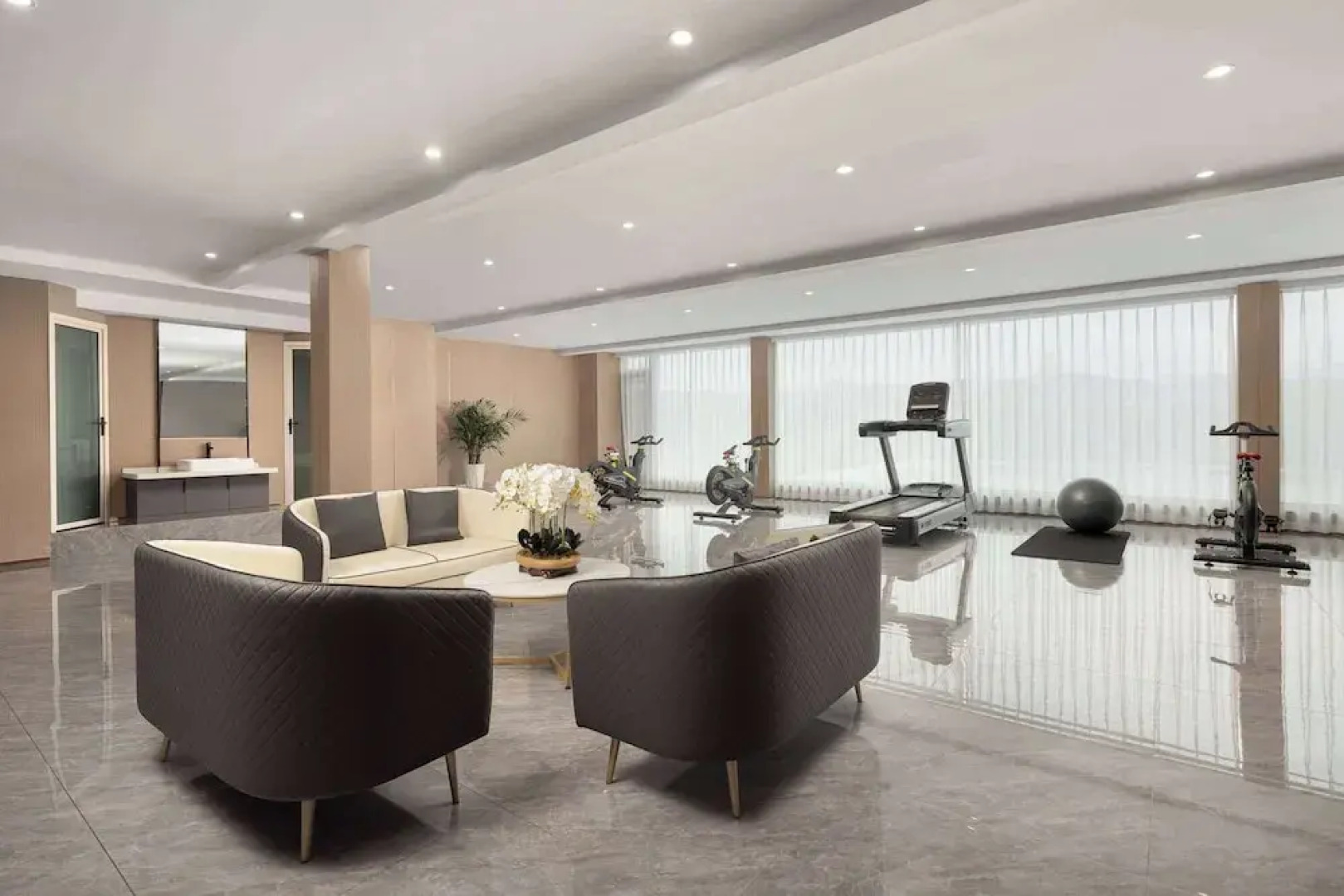 Days Hotel By Wyndham Xishuangbanna Jinghong