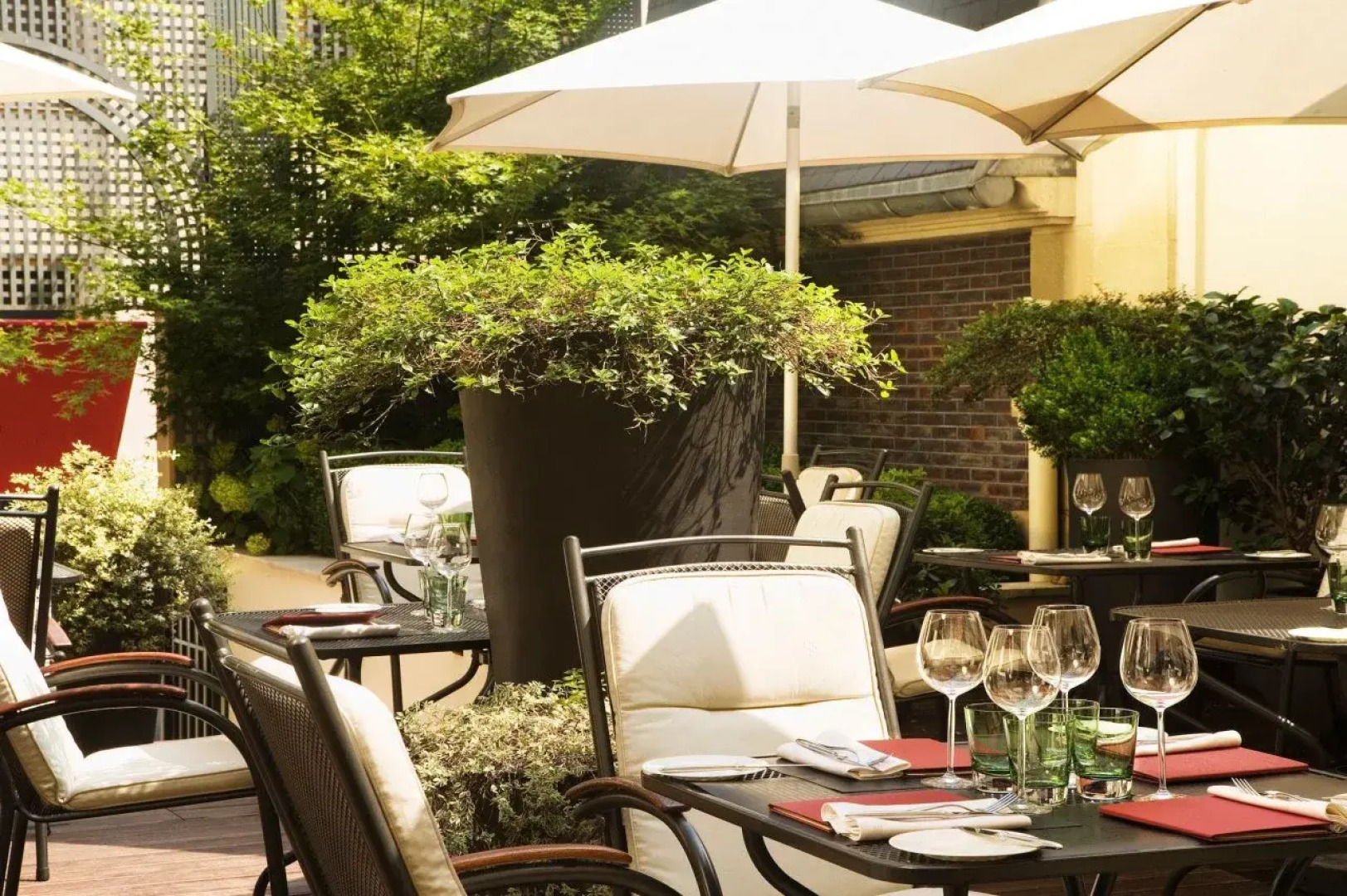 Grand Hotel Champs-Elysees