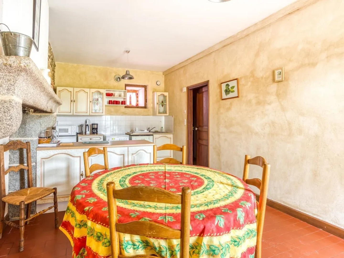 Dreamy Holiday Home in Saint-james With Private Garden