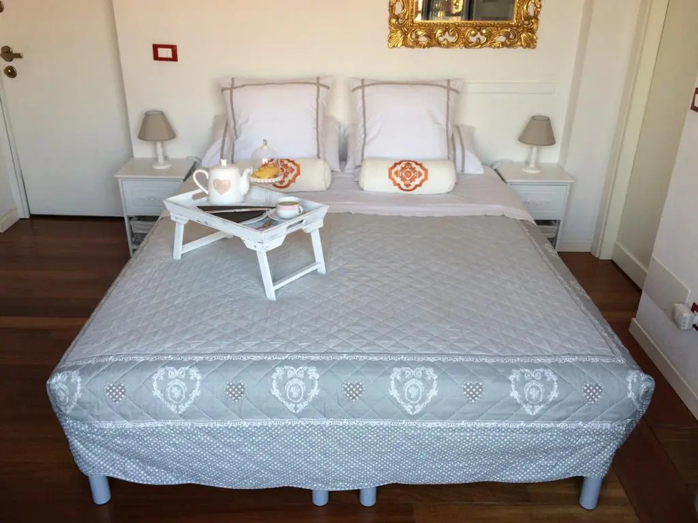 Apartment Pied à Terre with Terrazza in Milan City Center