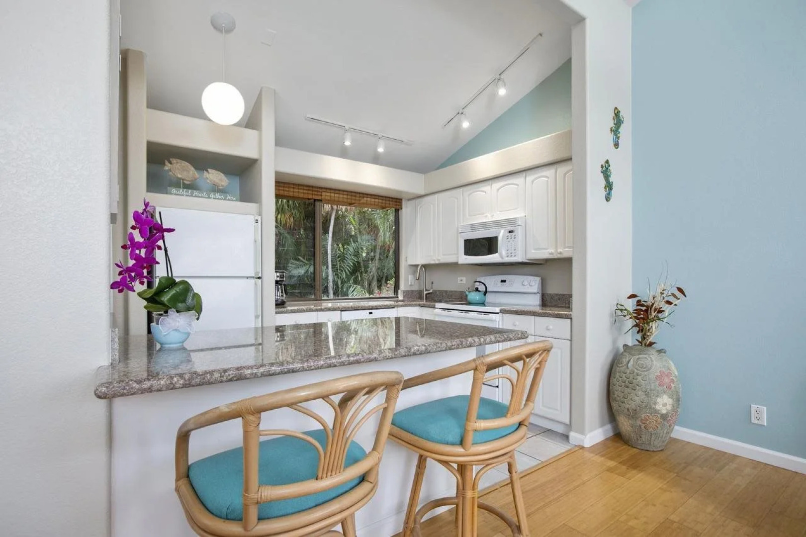 Wailea Ekahi - CoralTree Residence Collection