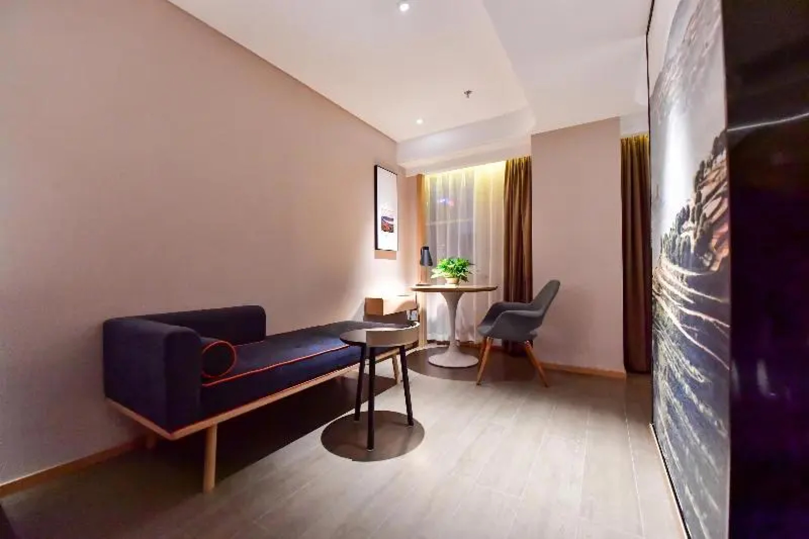 Atour Hotel Yinchuan Drum Tower