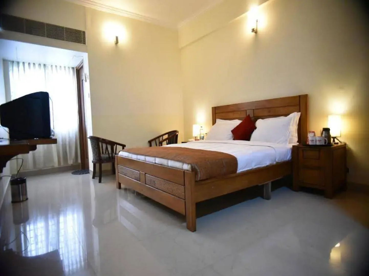 OYO Rooms Railway Station Kumbakonam