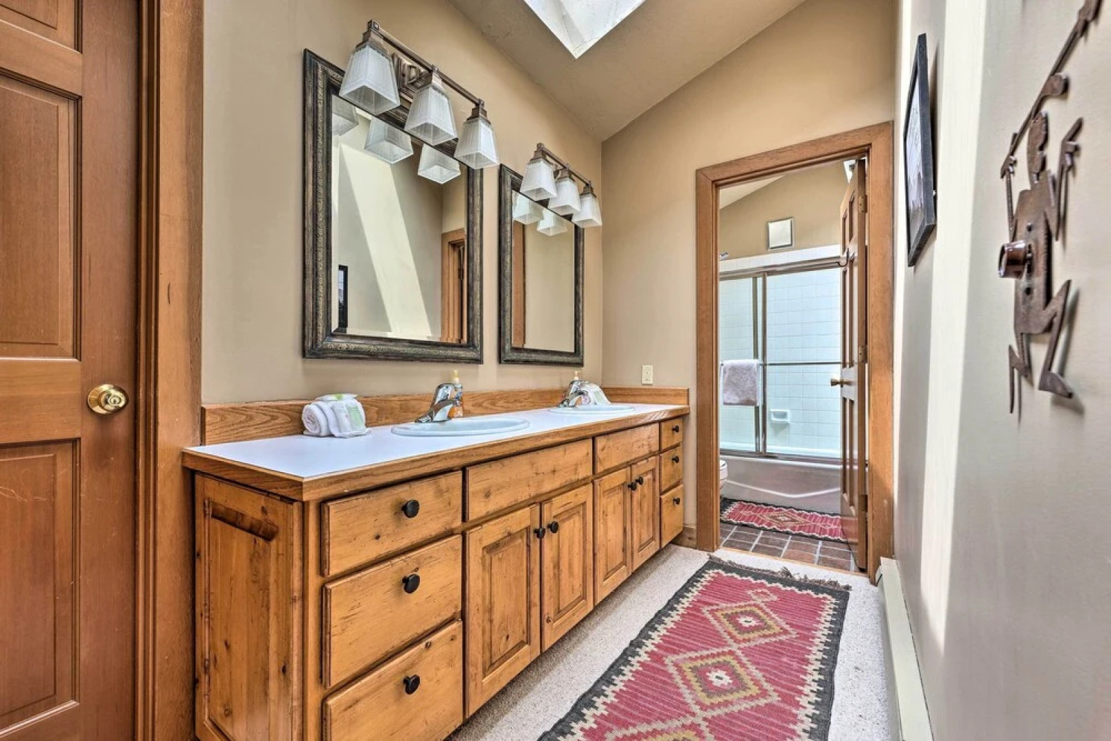 Luxe Sun Valley Retreat w/ Hot Tub, 3 Mi to Resort