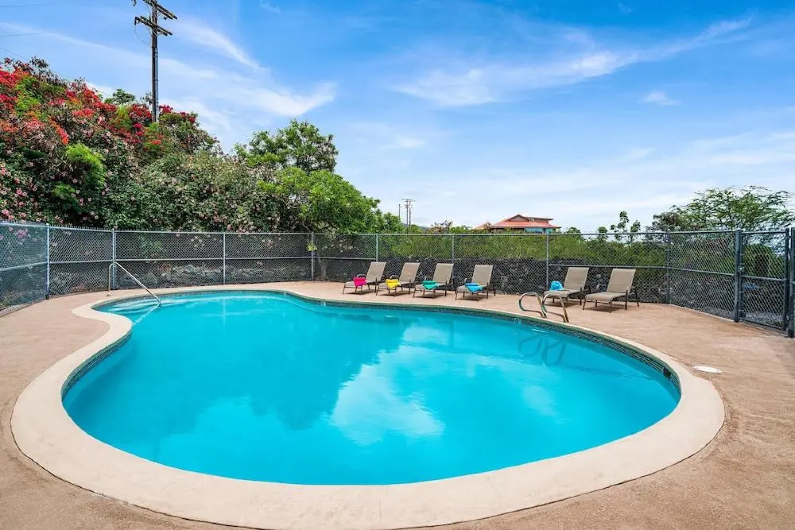 Kona Mansions - Studio condo by RedAwning