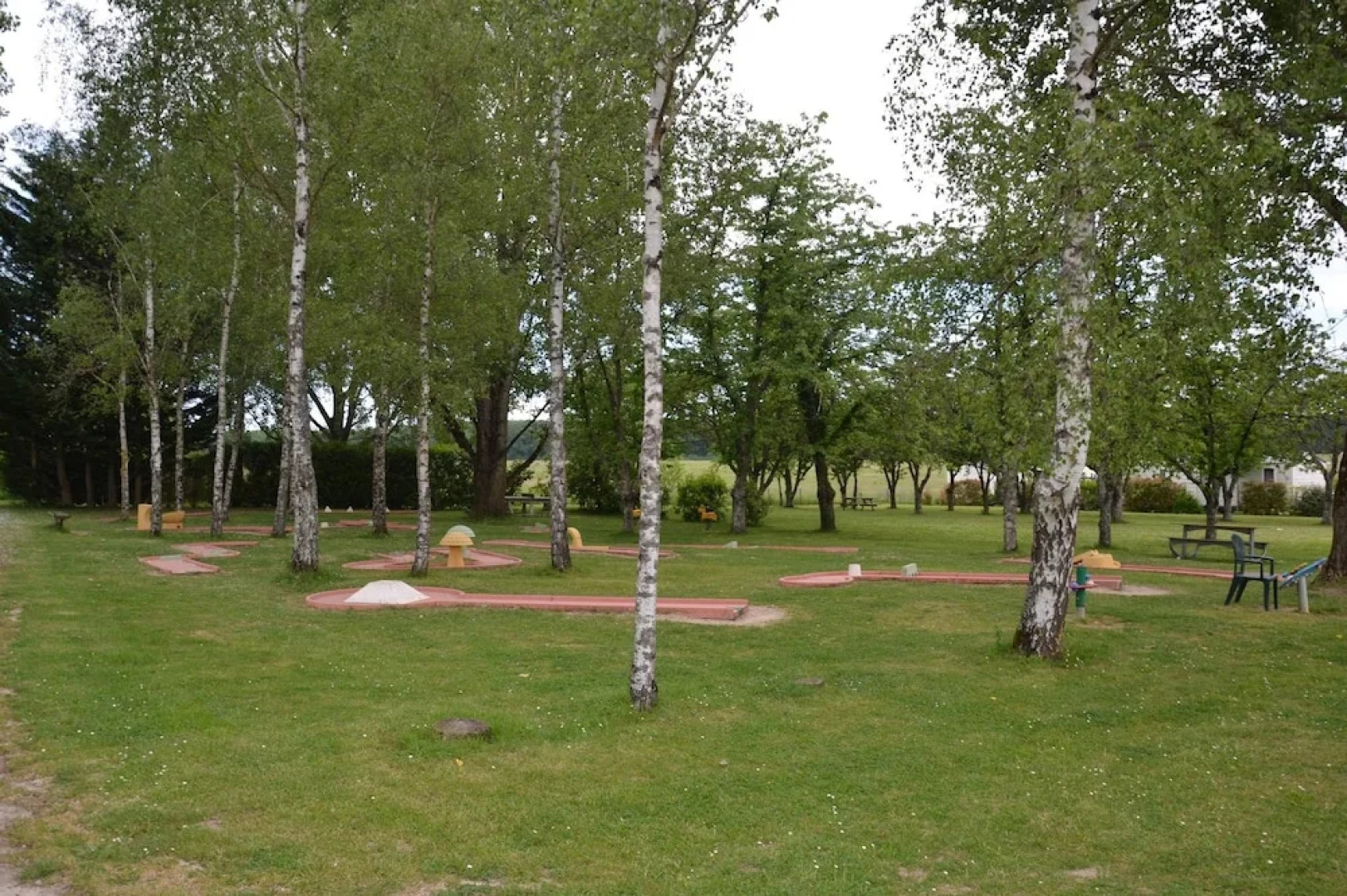 Bungalow With 2 Bedrooms in Onzain, With Terrace