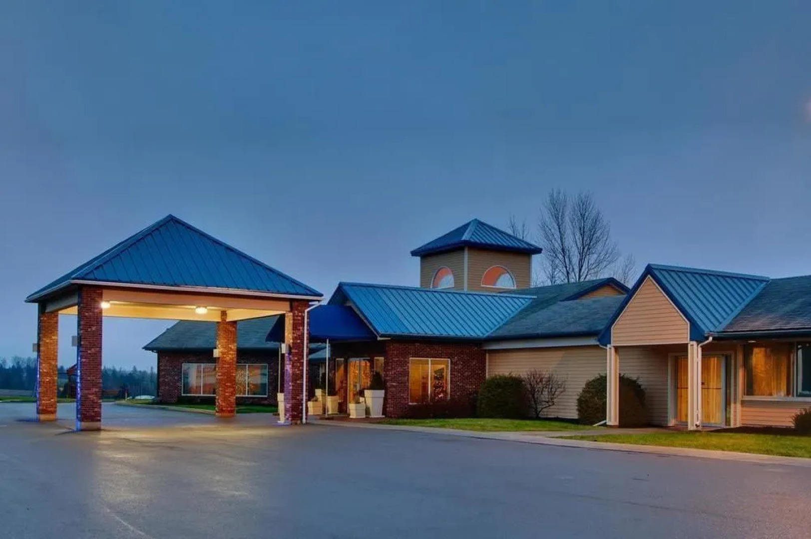 Days Inn & Suites Moncton