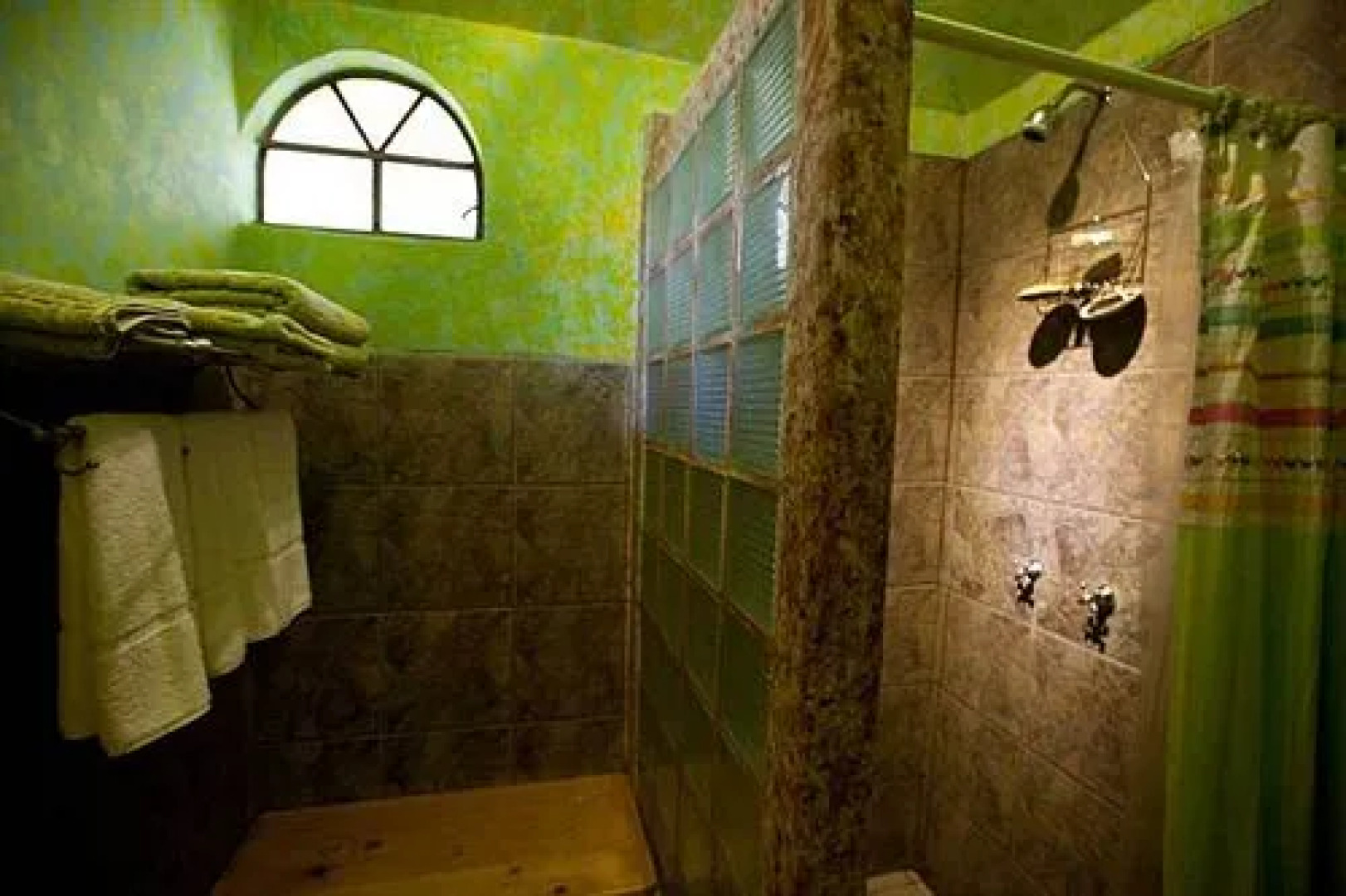 Atitlan Oasis Eco Hotel and Spa Kaalpul