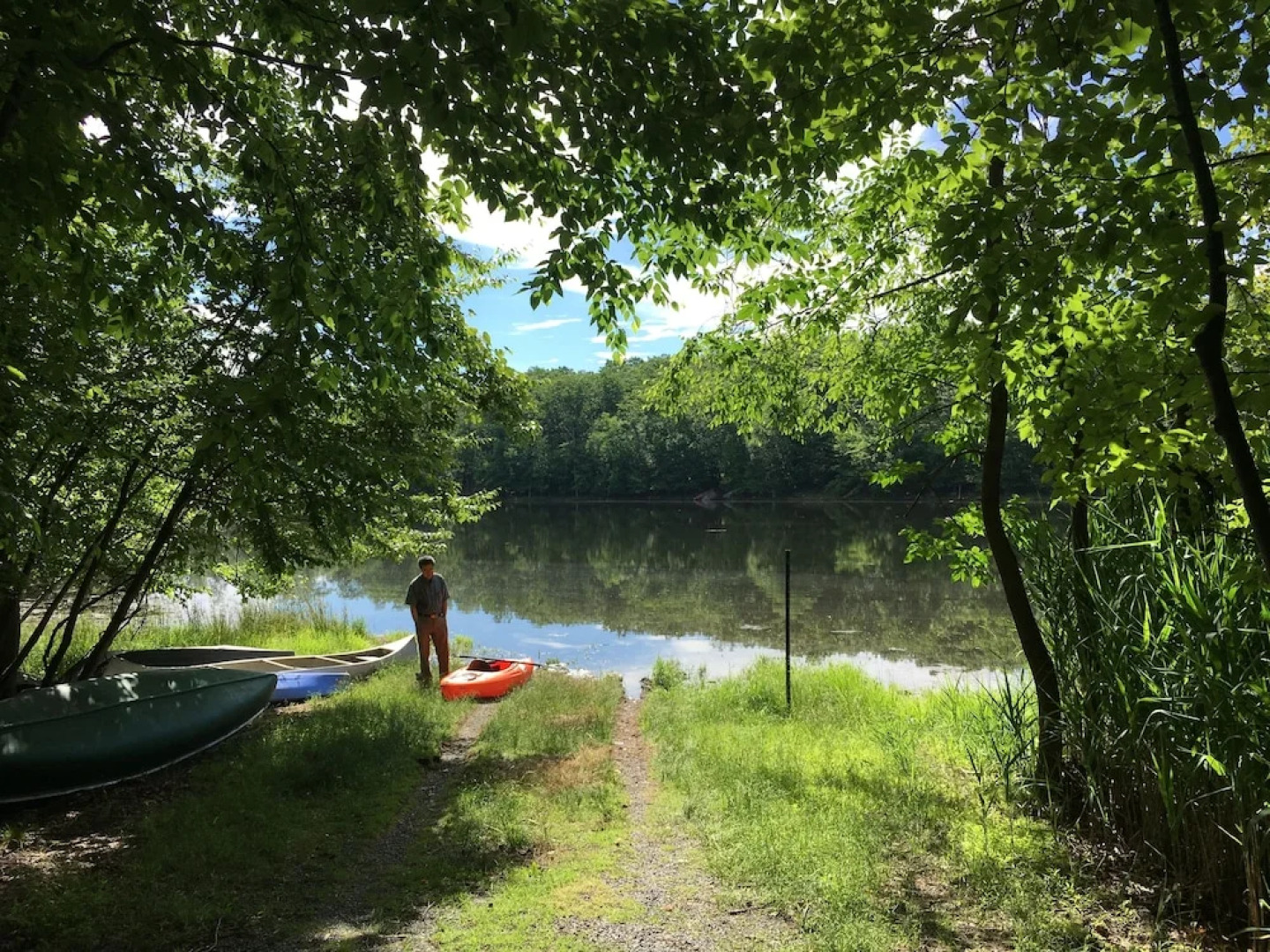 Beautiful Lakeside House Near Camelback