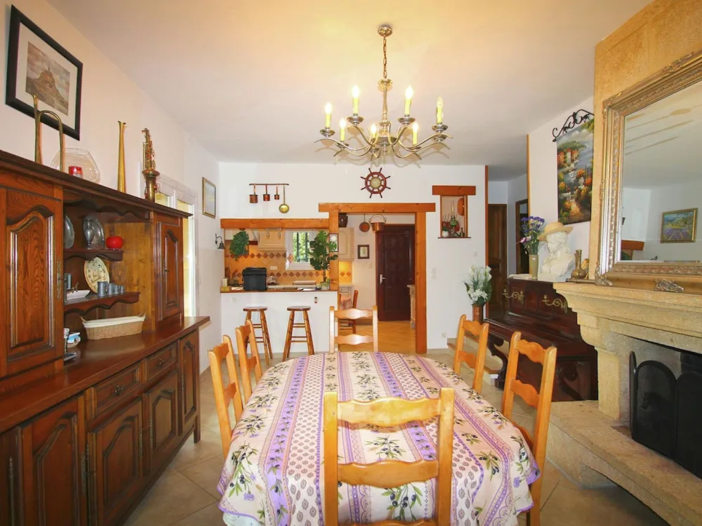 Attractive Holiday Home in Uchaux France With Private Pool