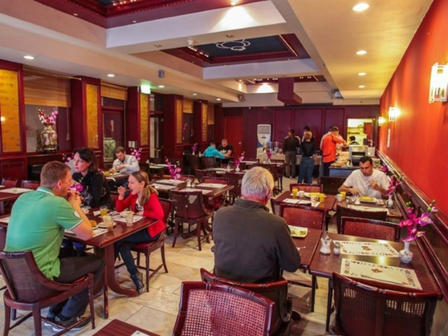 Hotel Falcon Plaza Centre