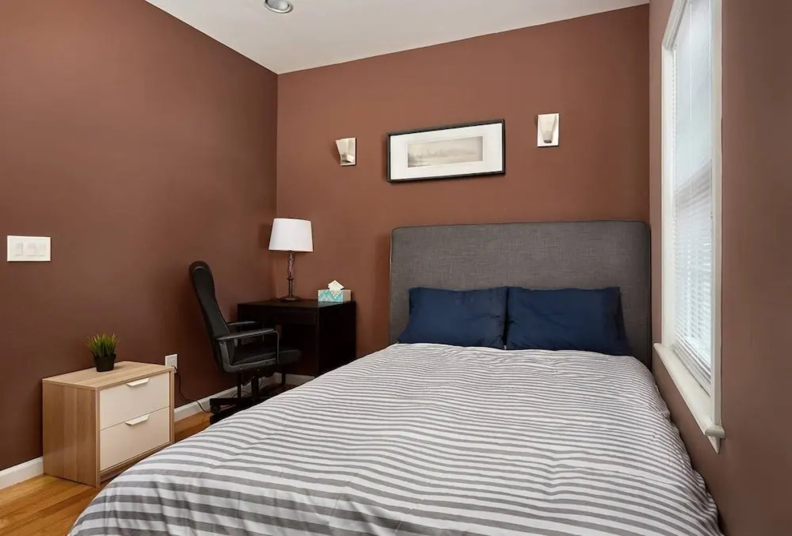 Bright, Spacious House!