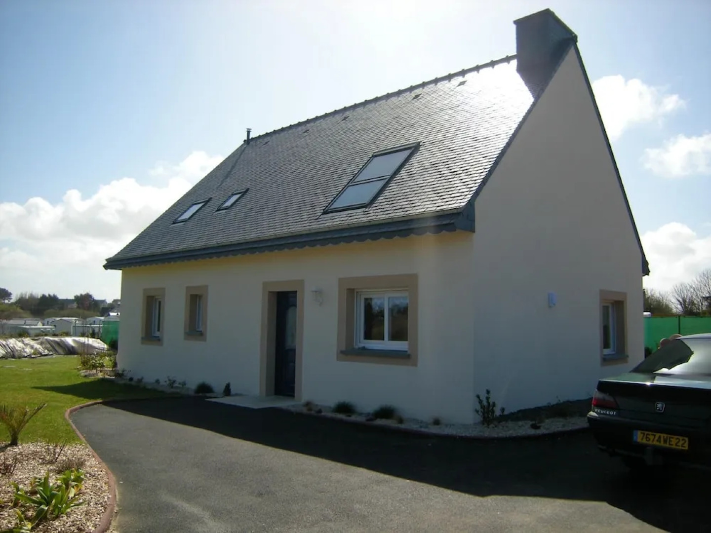 House With 4 Bedrooms in Plougrescant, With Wonderful sea View, Enclos