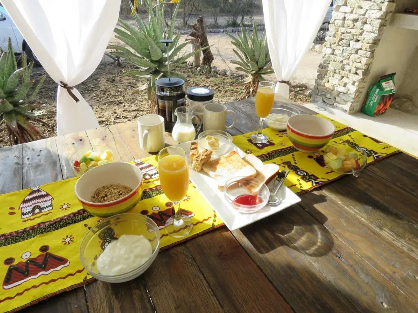 Foxy Crocodile Bush Lodge & Kruger Safari's - No Loadshedding