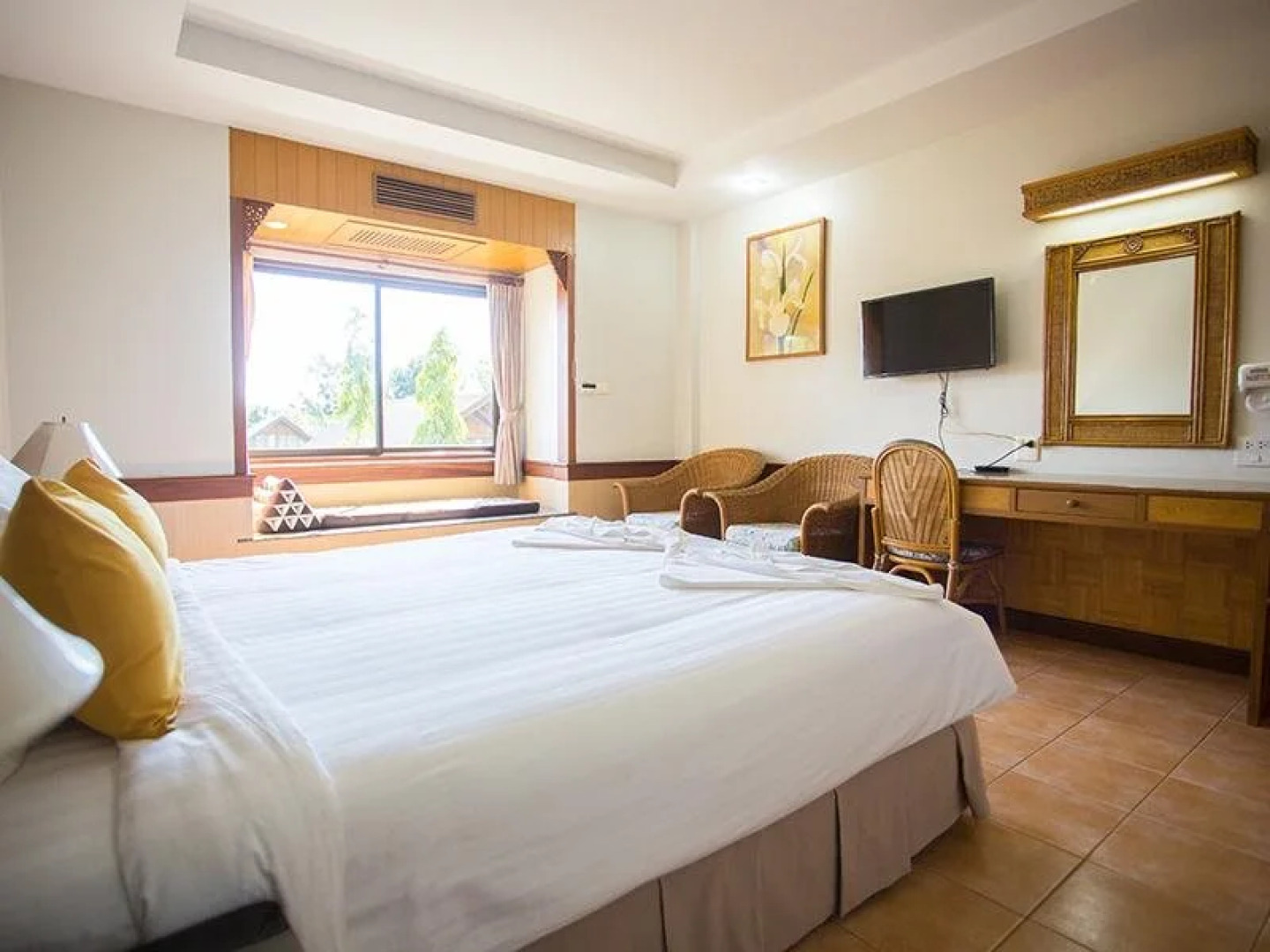 100 Islands Resort & Spa