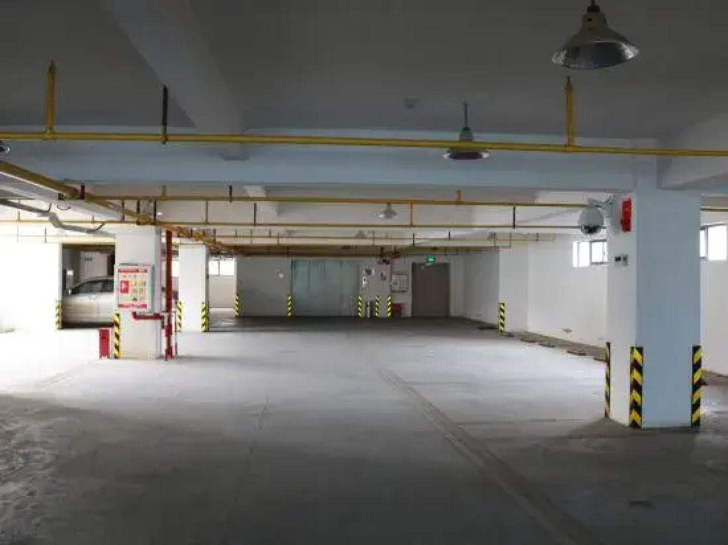 Qingtian Boutique Hotel (Zhaotong Fengxia Road)
