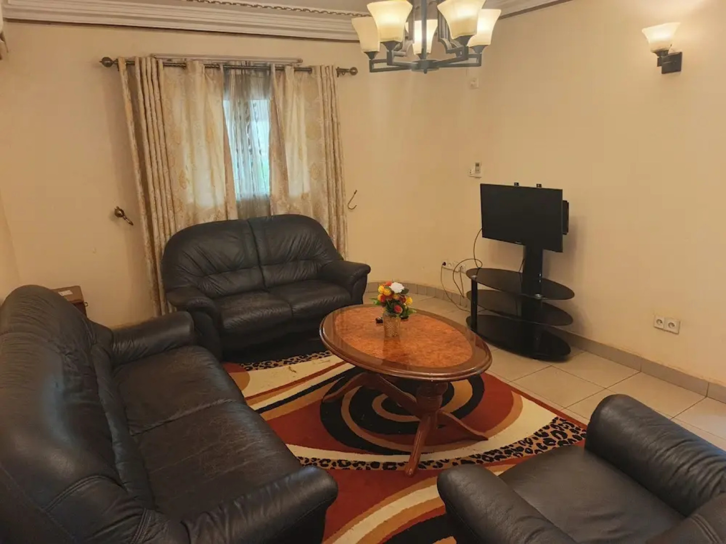 Newtown Palace Hotel