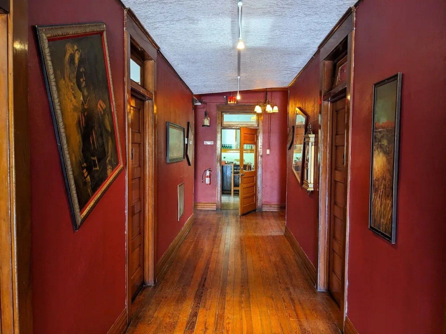 The Oliver House - Adults Only