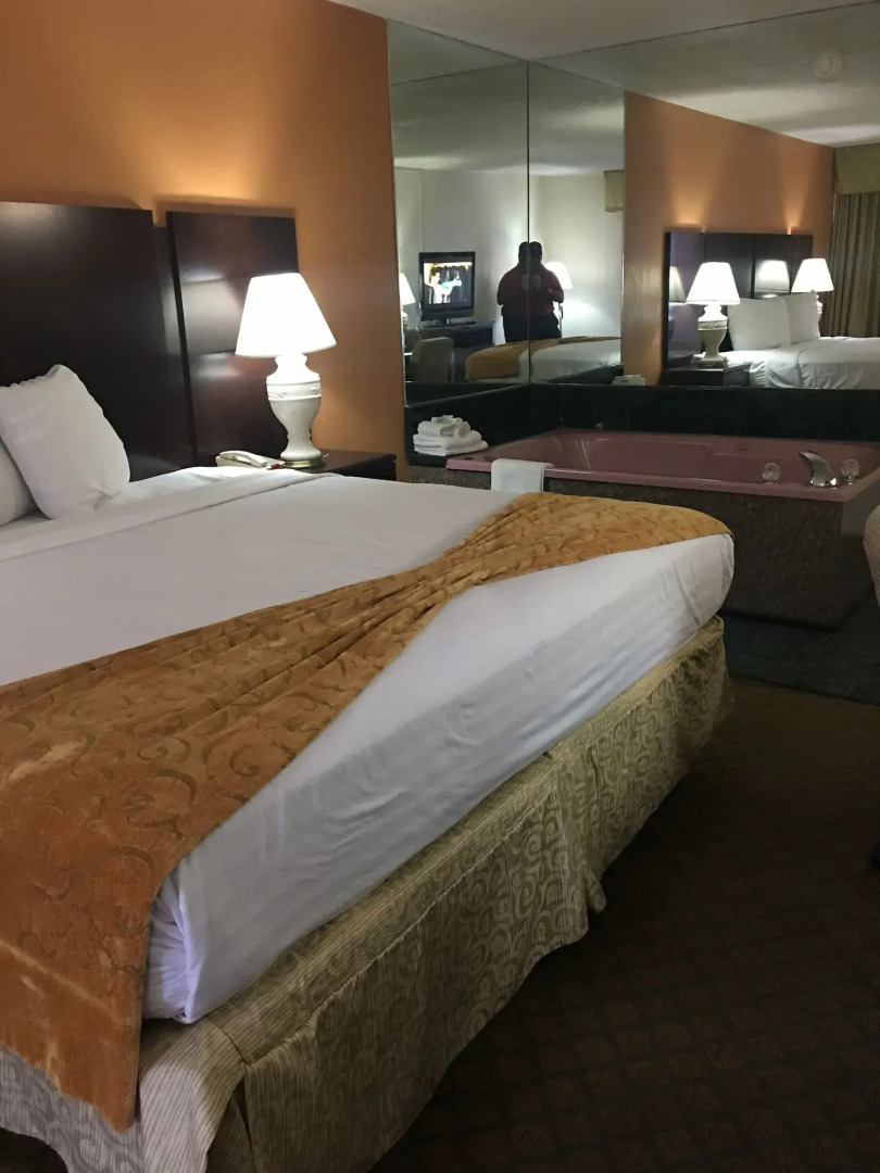 A Victory Inn - West Dearborn