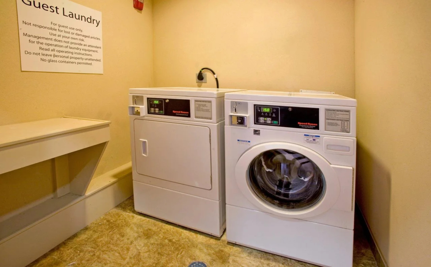 Holiday Inn Express & Suites Kingsville by IHG