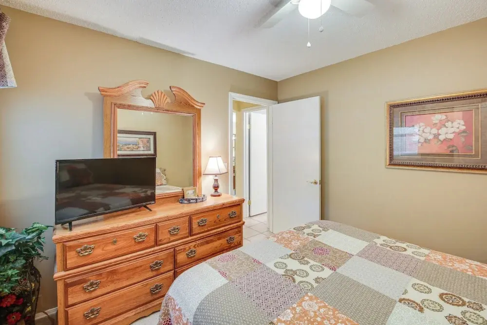 Hot Springs Townhome w/ Golf Course Views!