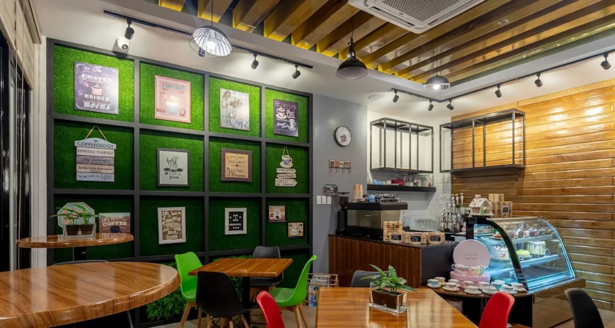 Zen Rooms Elkanville Hotel