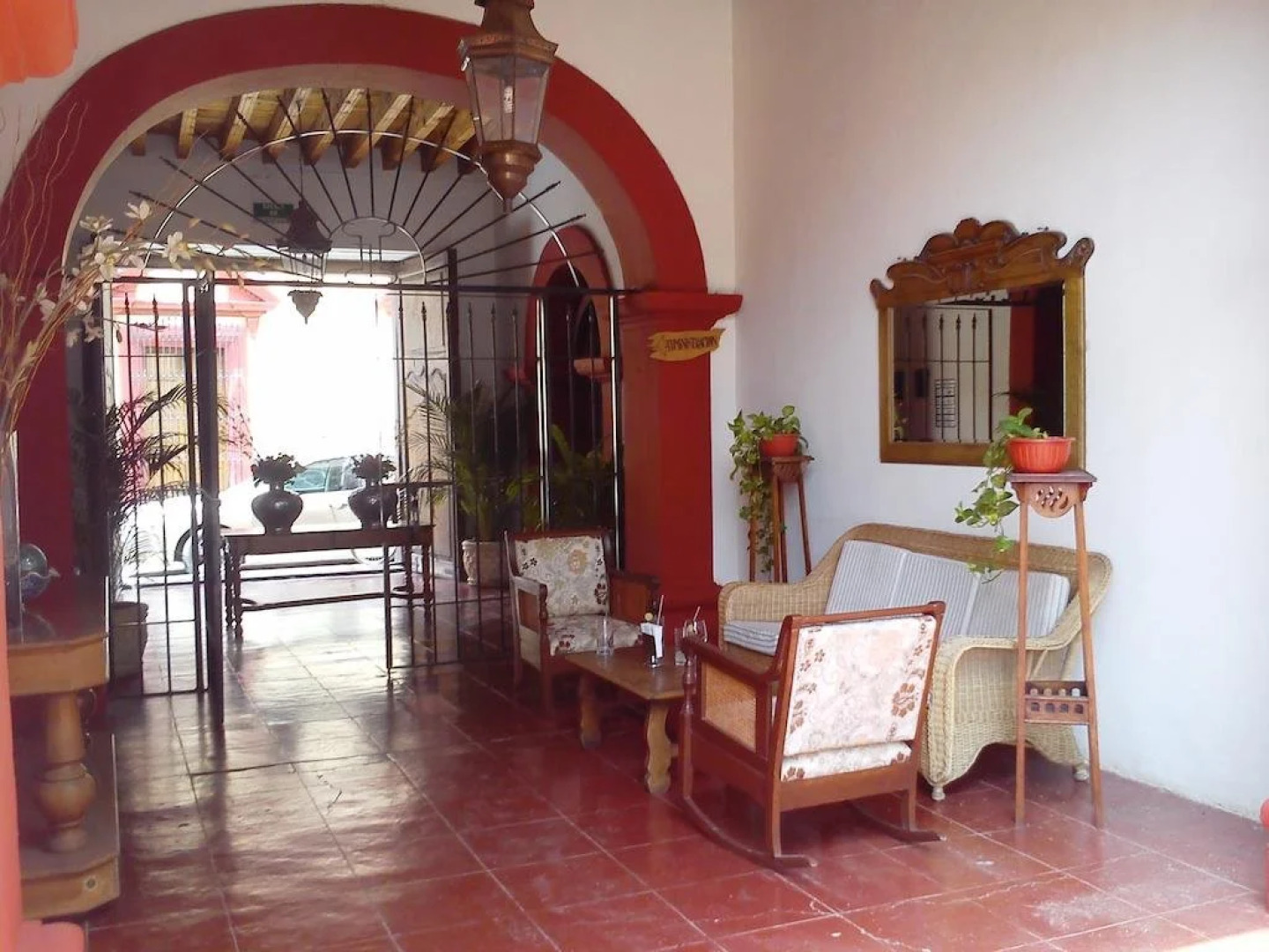 Hotel Hostal El Farol