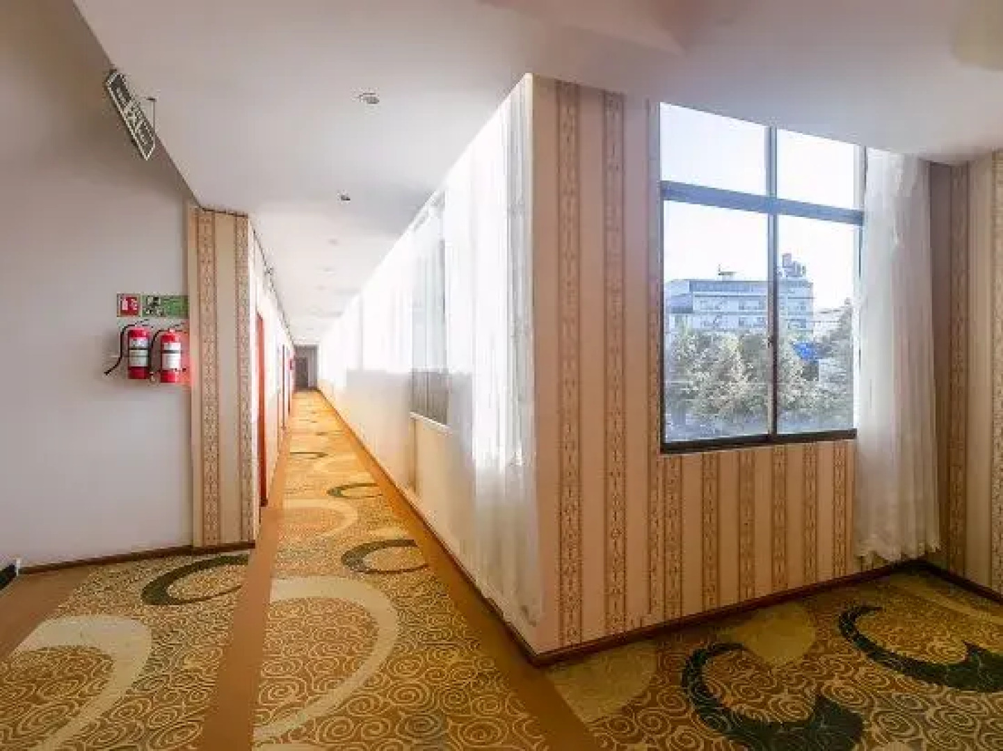 Tongluo Hotel Tengchong