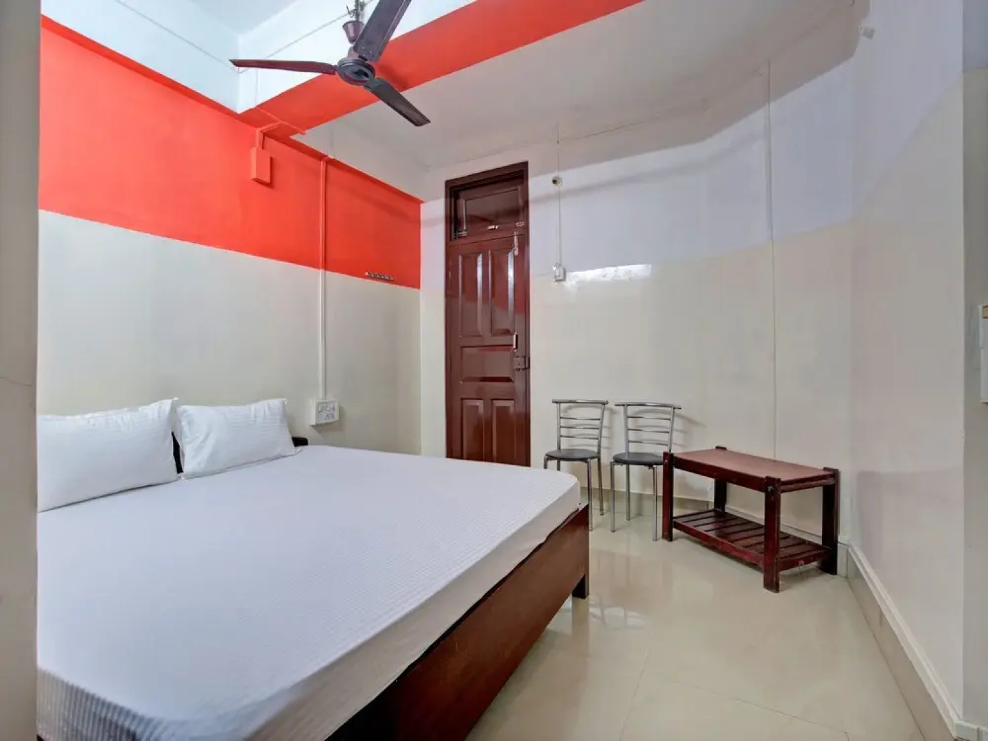 SPOT ON 45004 Hotel Royal Orchid