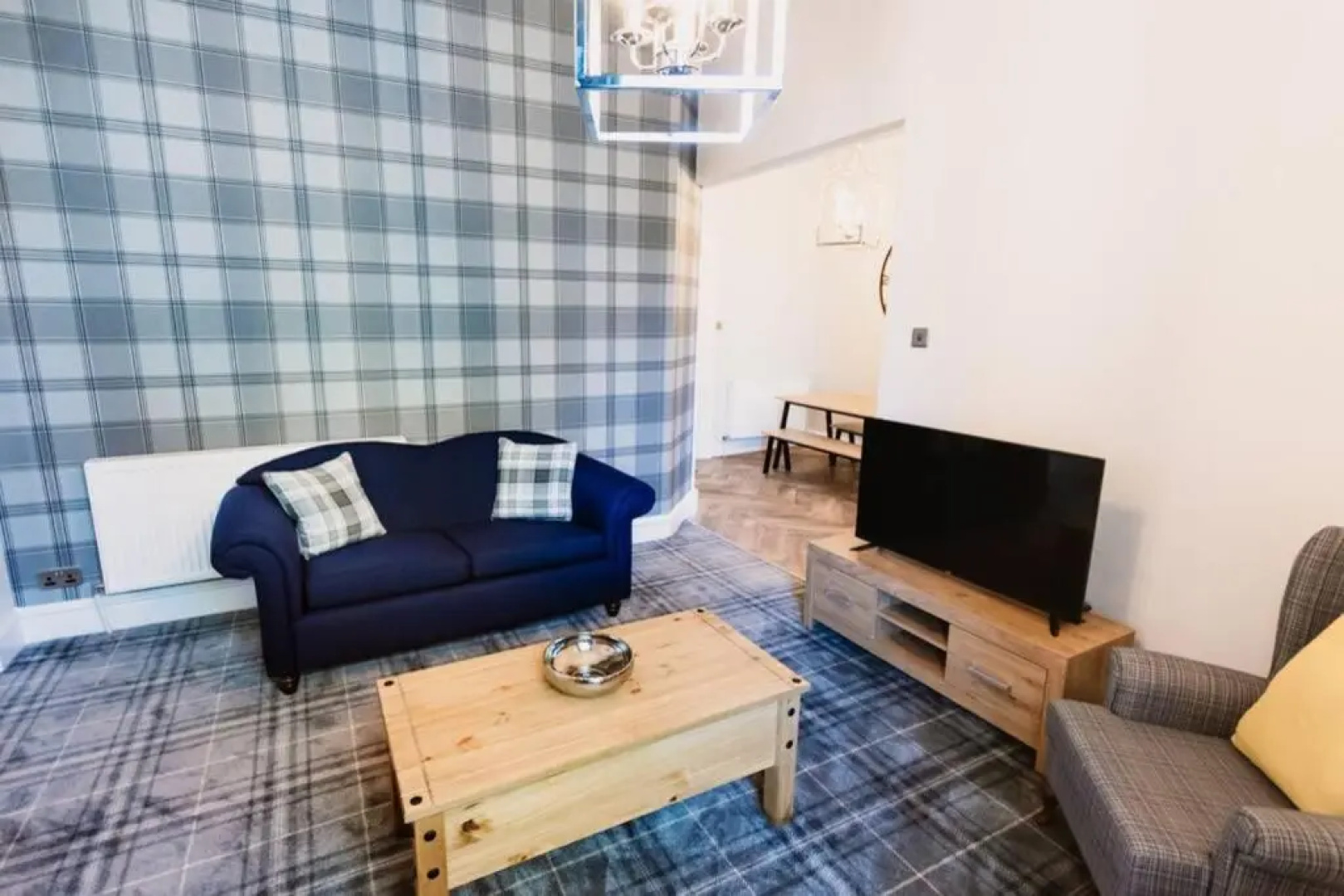 Stewart Apartment - A unique Apartment in countryside park with WIFI and access to bar and pool