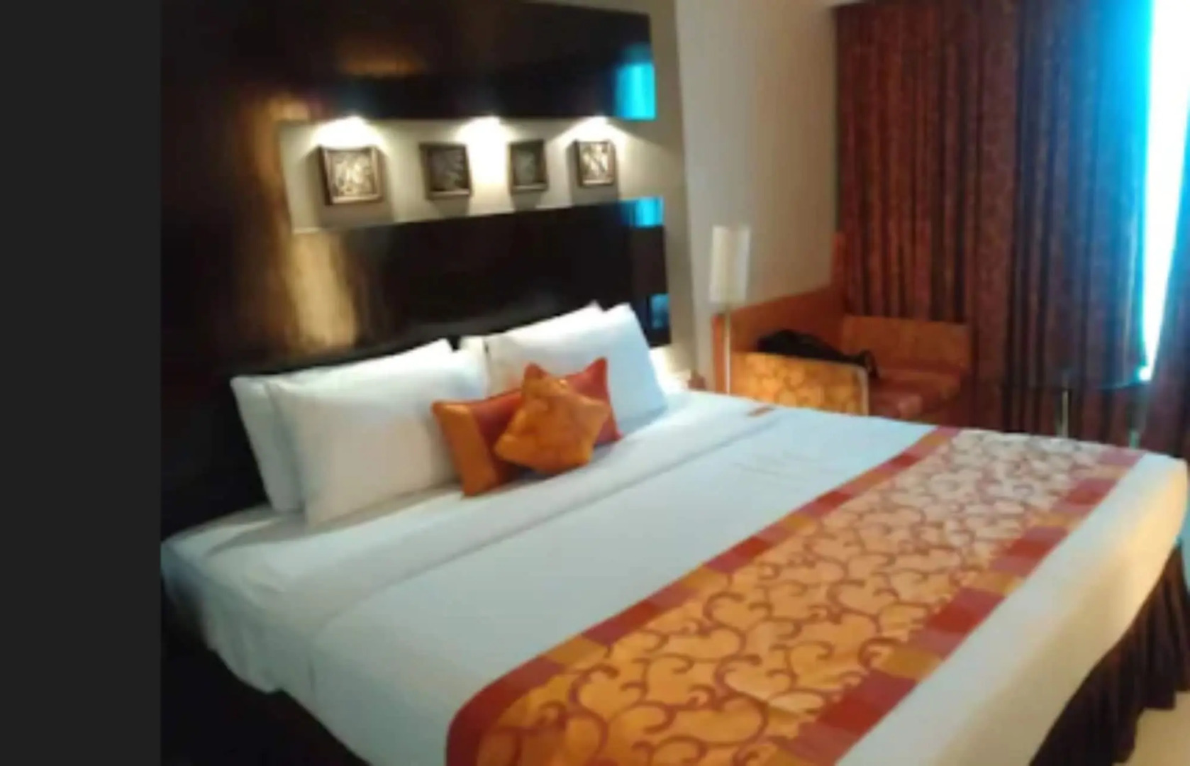 The Regenza by Tunga