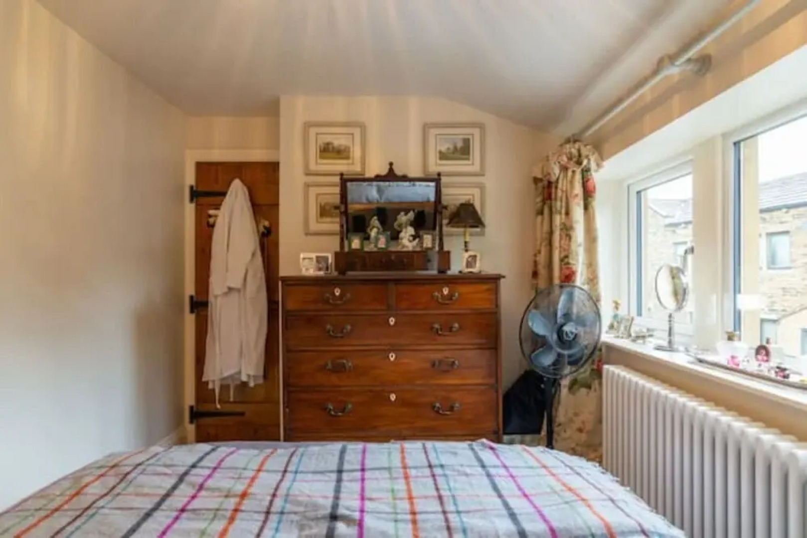 Charming 3-bed House in Halifax w/ Private Garden