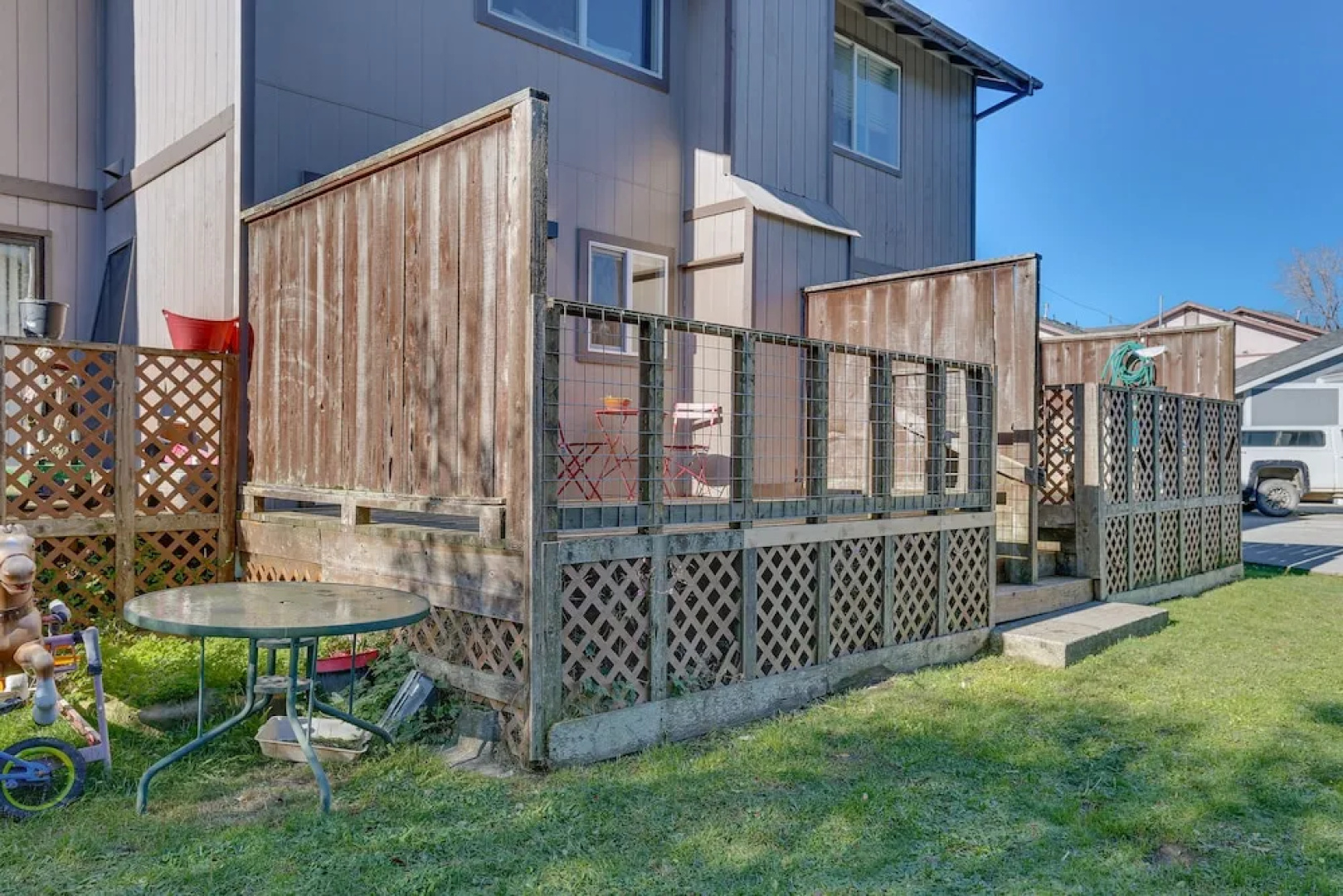 Airy Fortuna Apartment With Deck!