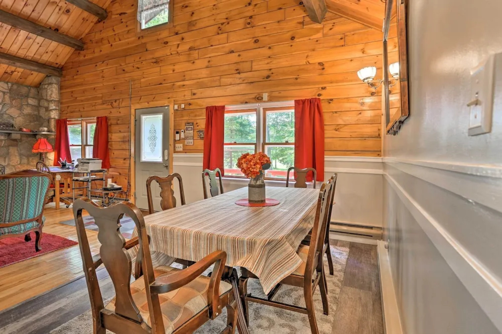 Hike + Ski: Log Cabin in East Stroudsburg!