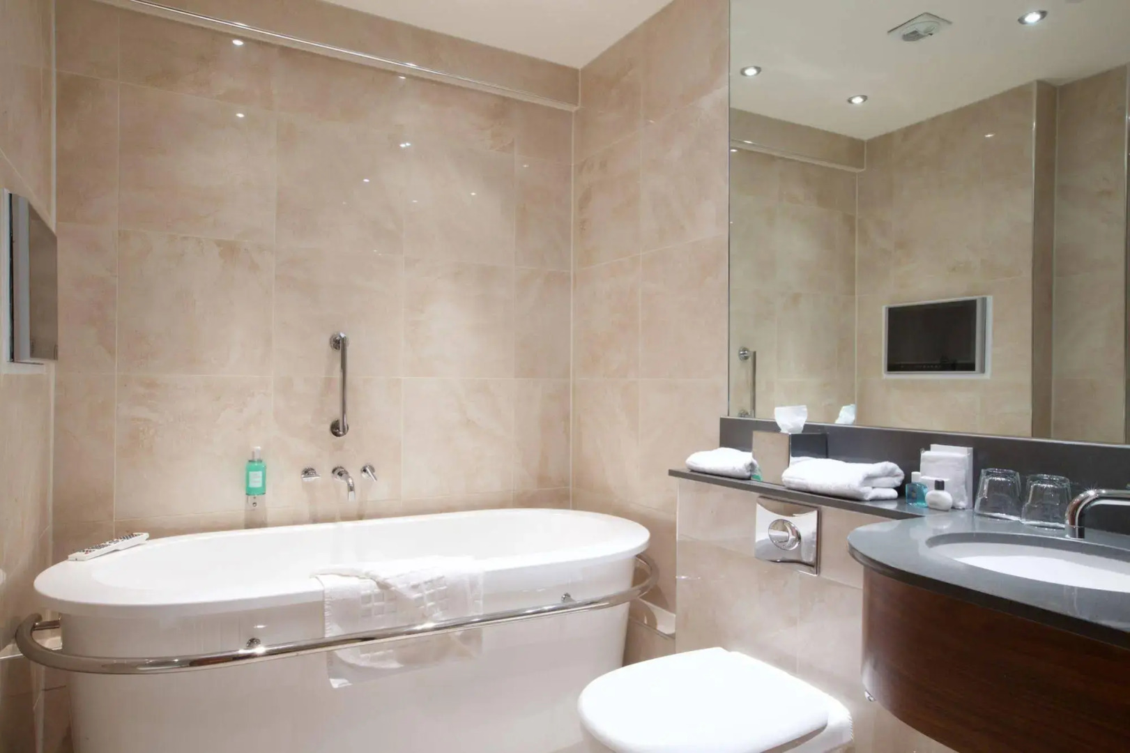 The Queen at Chester Hotel, BW Premier Collection