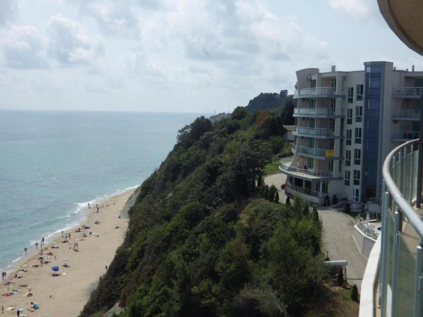 Silver Beach Apart Complex