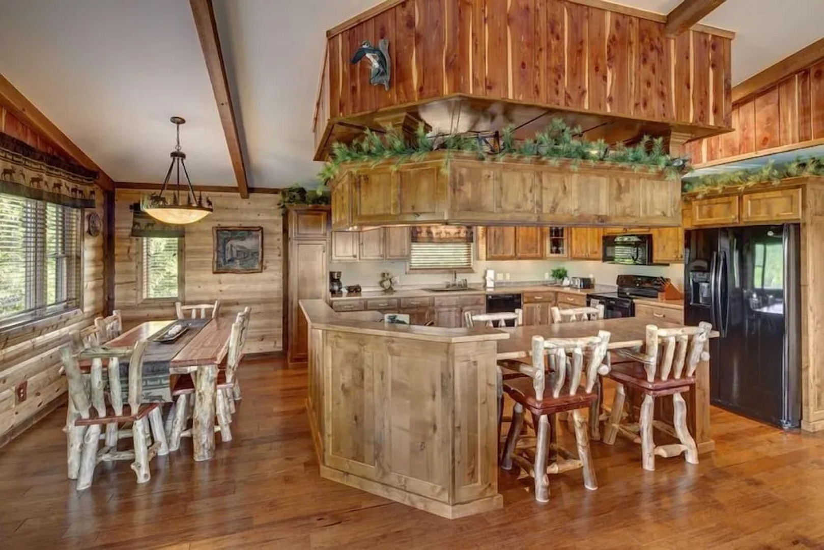 Lake Shore Cabins on Beaver Lake