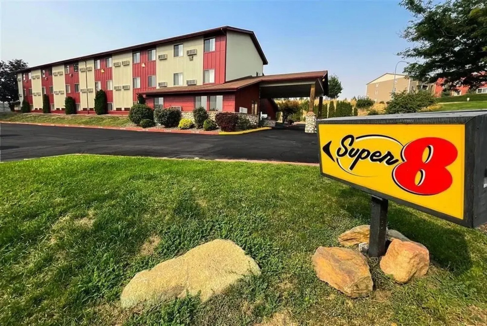 Super 8 By Wyndham Moscow / Pullman