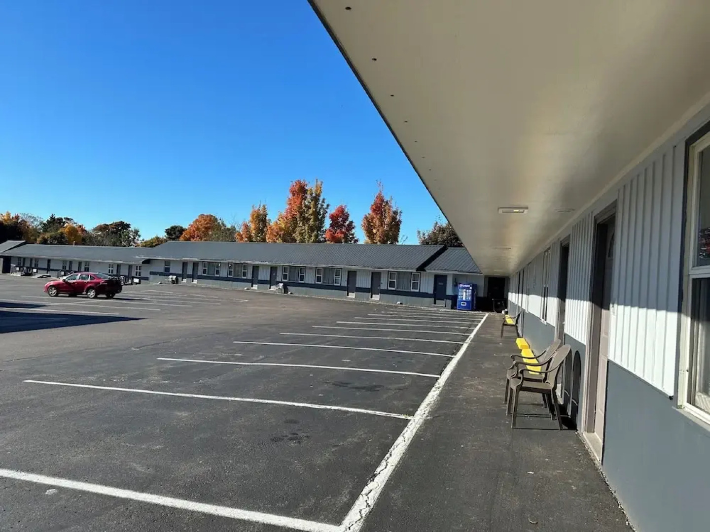 Glengarry Extended Stays