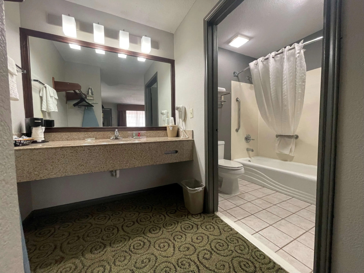 SureStay Hotel by Best Western Deer Park