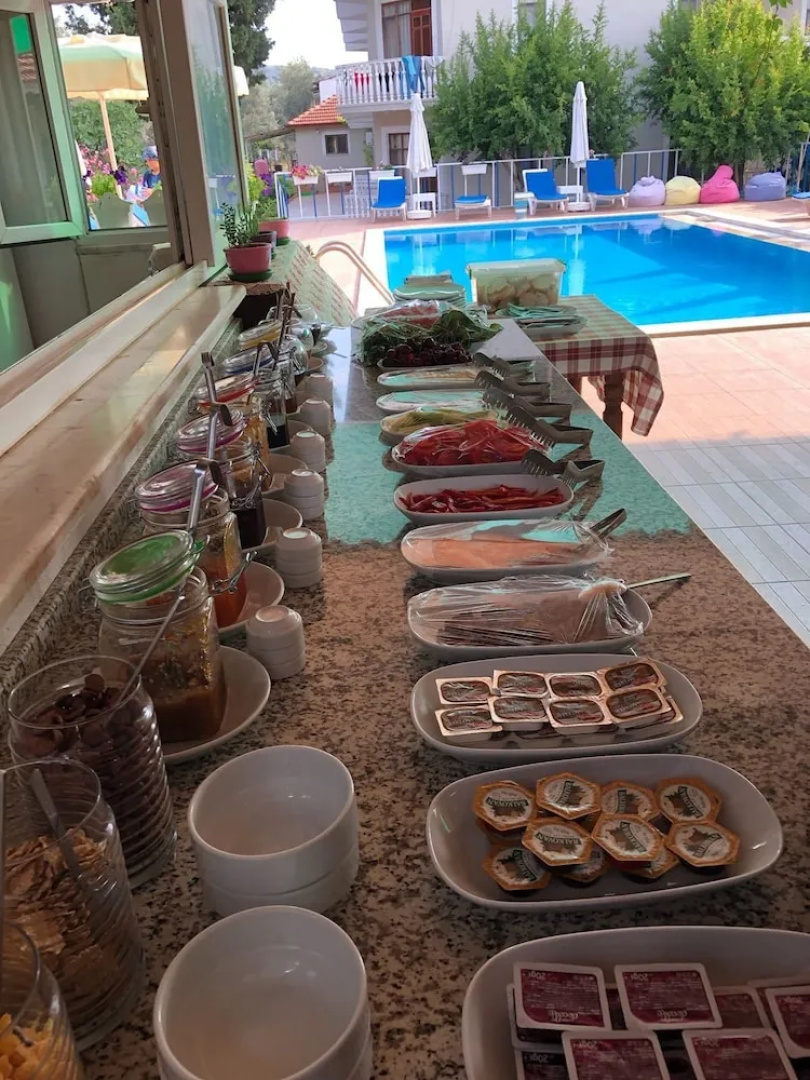 Ferah Hotel