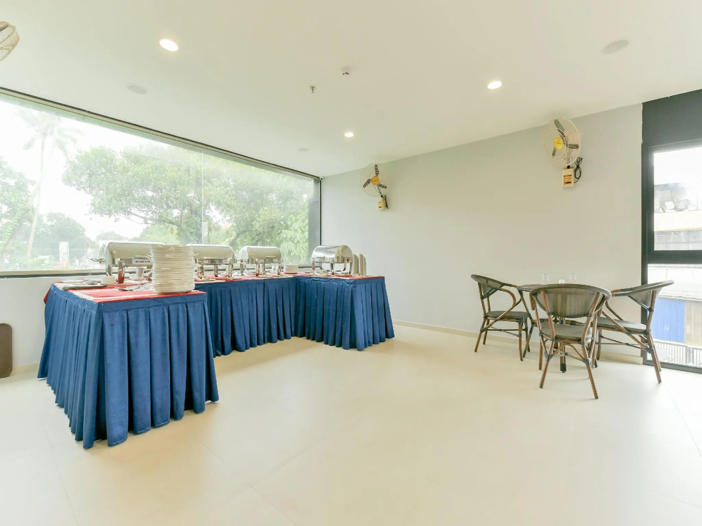 Capital O 15544 Edassery Blue Bells